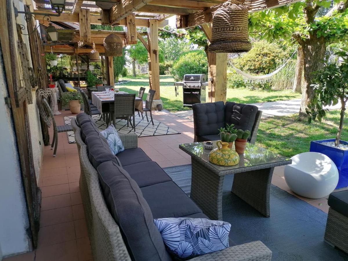 Villa Les Hauts Vallons Puylaroque Bagian luar foto